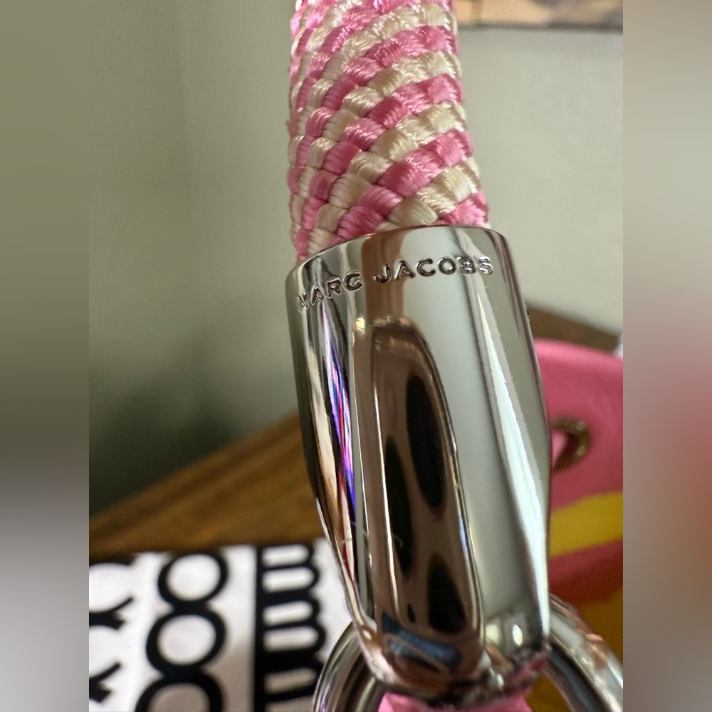 Marc Jacobs The Bucket Bag - Picture 13 of 14